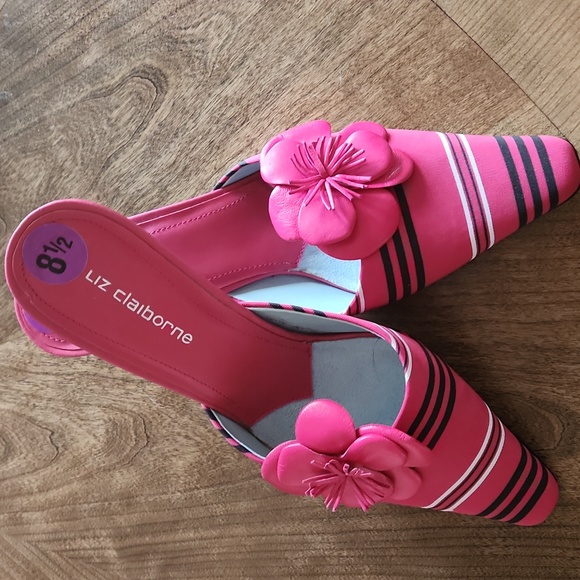 Chic Liz Claiborne Shoes - Picture 3 of 4